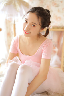 免费观看已满十八岁电视剧两人一小